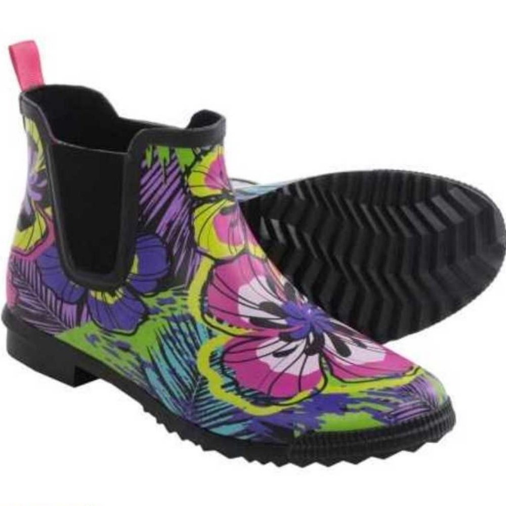 Cougar Ankle Rain Boots Size 9 New in Box